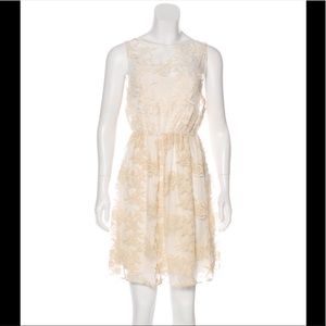 Alice + Olivia Embroidered Floral Lace Dress